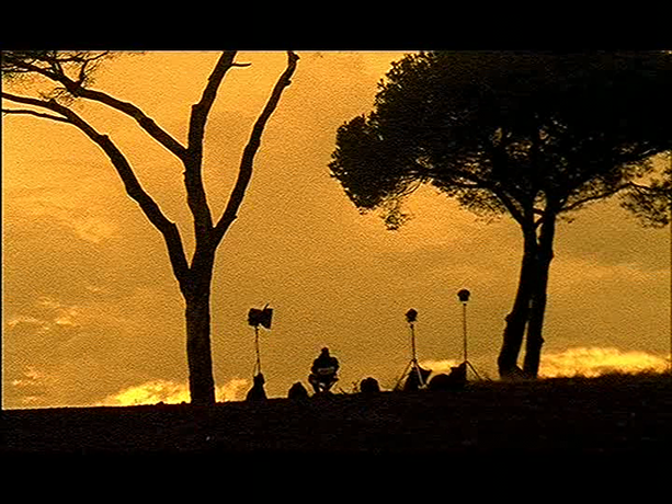 Morto che parla (2000)