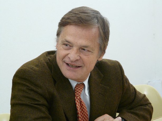 Roberto Escobar