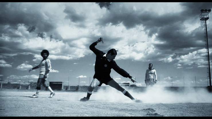 L'arbitro, di Paolo Zucca (2009)